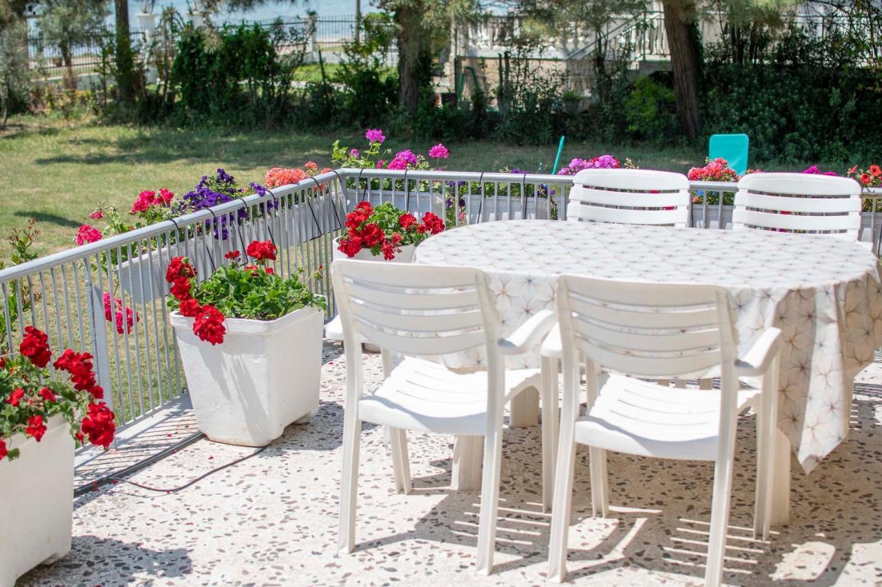 Clio Beach House By Travel Pro Services - Metochi Halkidiki Созополи Екстериор снимка